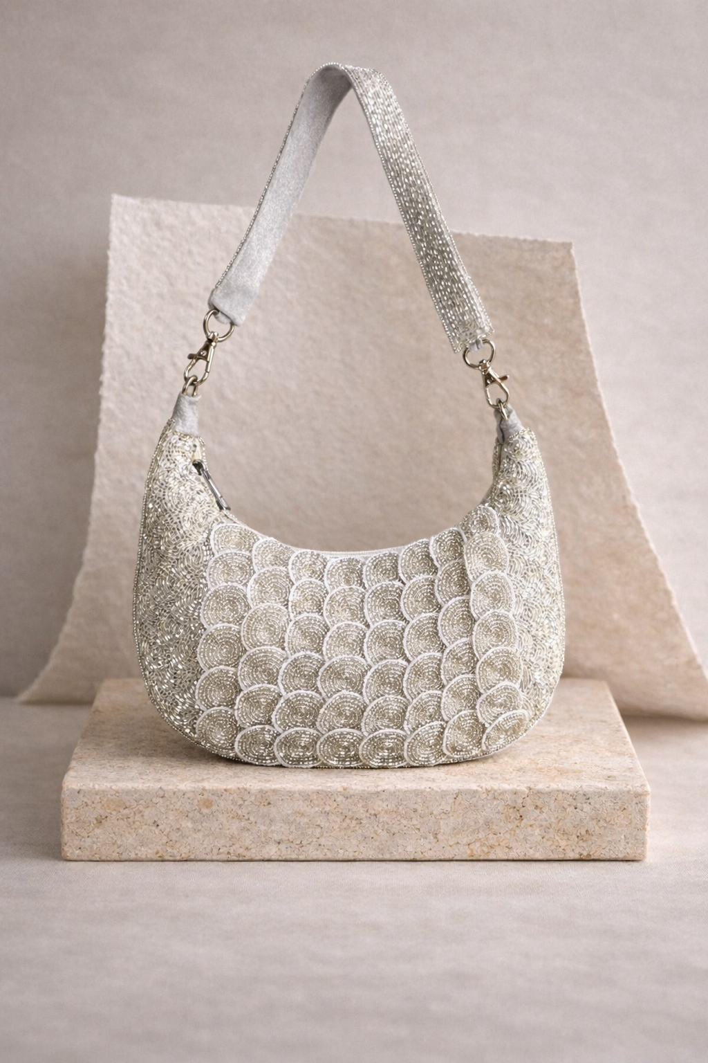 COVENT GARDEN | Silver Beaded Purse