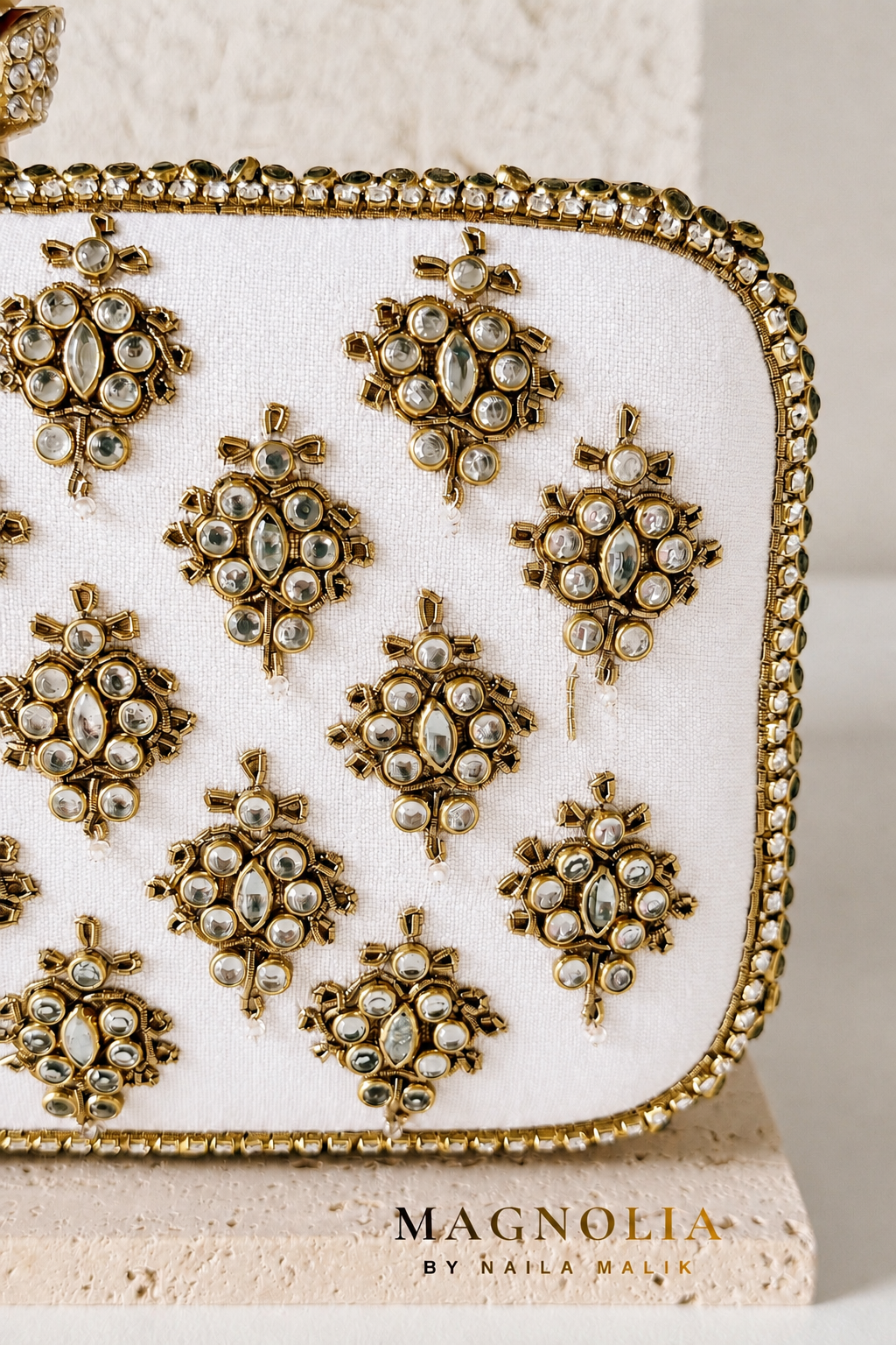 MANAMA | Kundan White Silk Clutch
