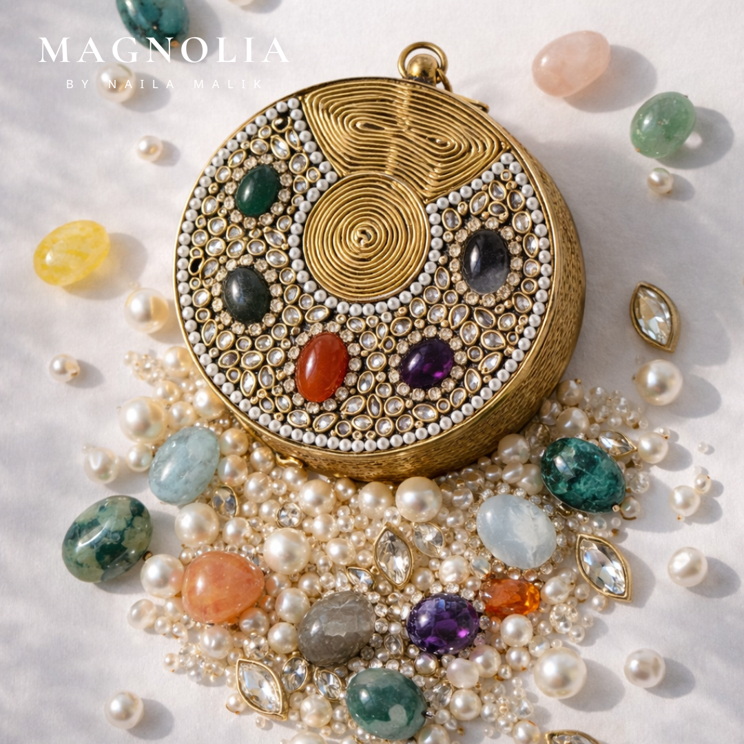 NISHIKI MARKET MINAUDIERE | Mini Gold Kundan Clutch