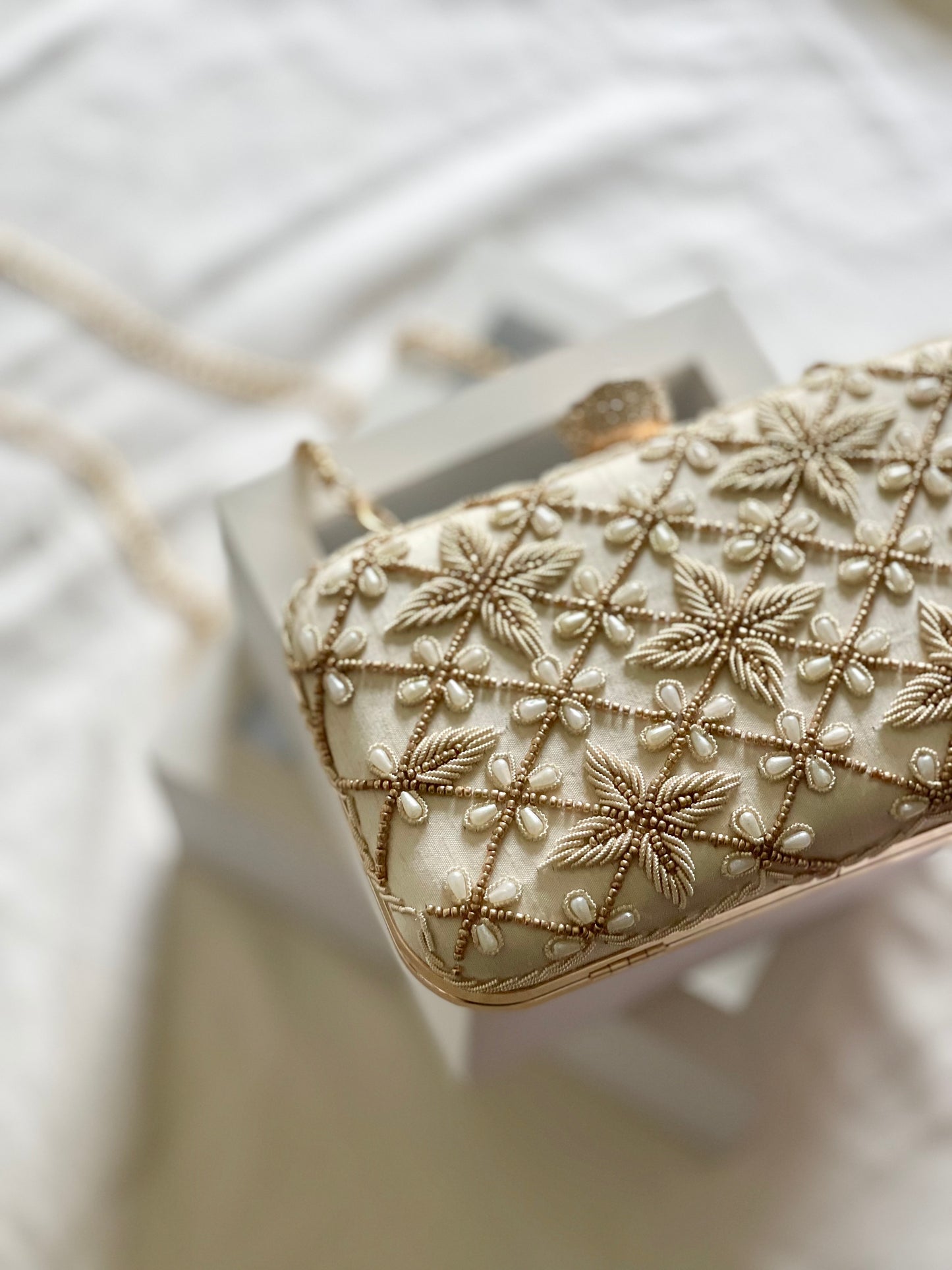 JORDAN Cream Clutch Bag (Final Stock)