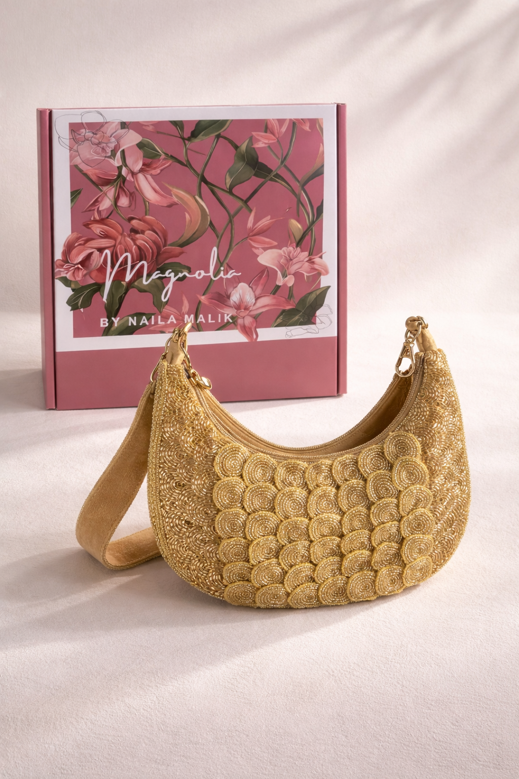 COVENT GARDEN | Gold Beaded Purse