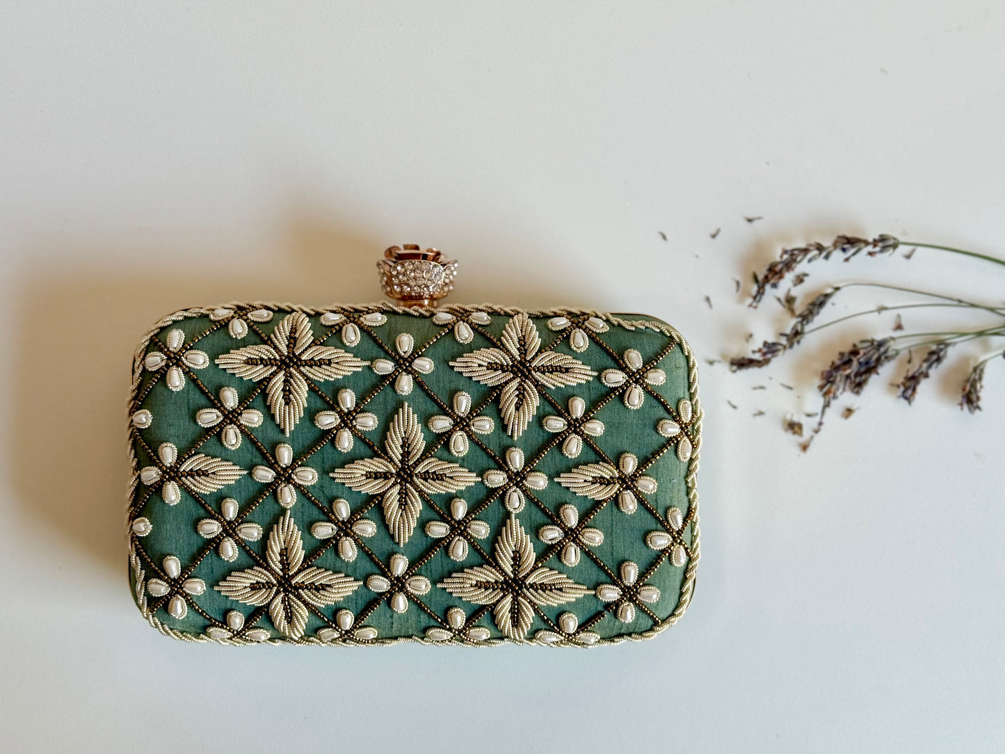 JORDAN Gold Clutch Bag (Final Stock)