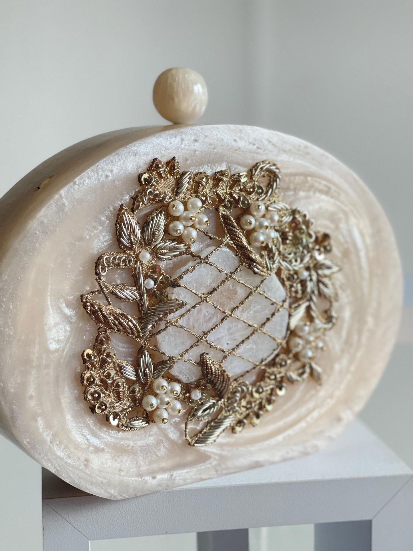 ISLAMABAD | Resin Off White Oval Embellished Stunning Evening Purse